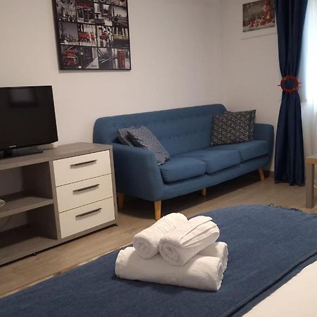 Villa 38 Silviu Apartment Бухарест Экстерьер фото